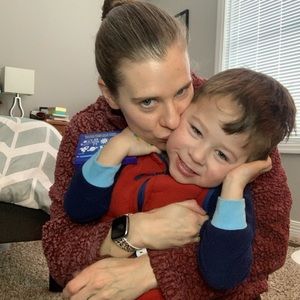 Meet your Posher, Lauren